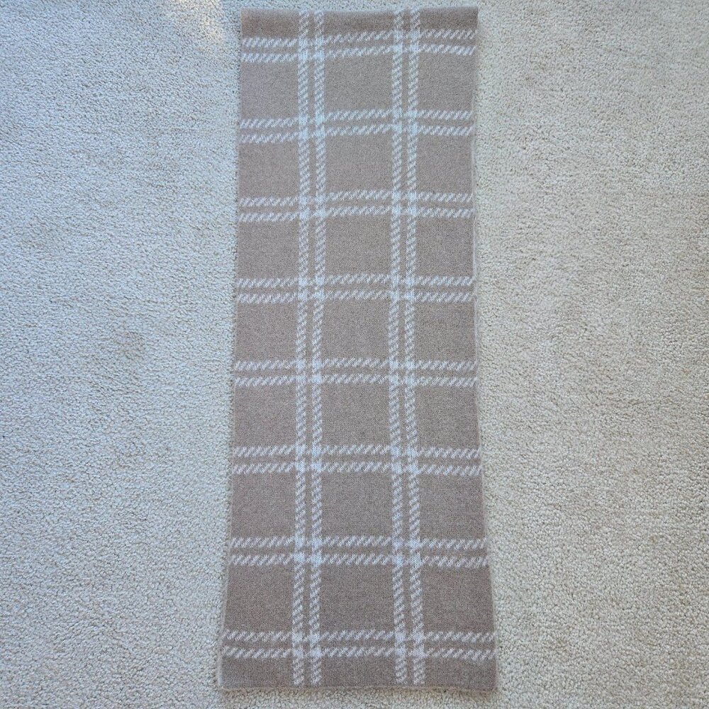 NWOT Everlane Patterned Alpaca Scarf in Wheat Taupe Tan - Picture 14 of 14